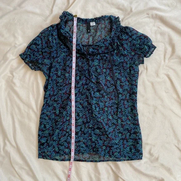 Sheer floral button up blouse - Picture 2 of 2